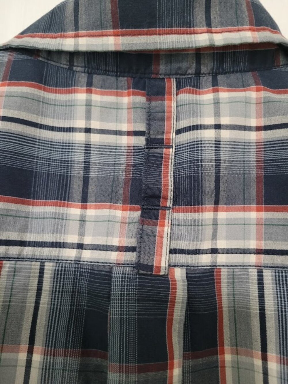 The North Face Men's XXL Navy Plaid Button Down Shirt-Quality-Office to Outdoors - Picture 3 of 7